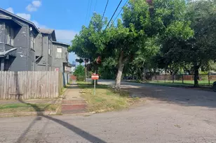 202 Grace St, Houston, TX 77003 - Photo 4