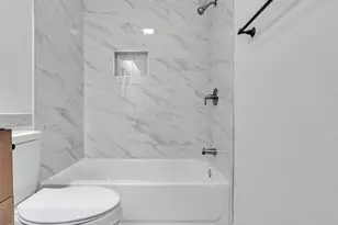 4902 Glenvalley Dr, La Porte, TX 77571 - Photo 14