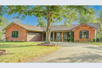 1607 W 11th Street, Freeport, TX 77541 - Photo 2