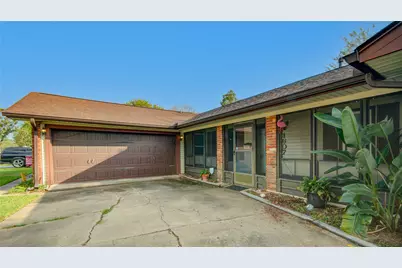 1607 W 11th Street, Freeport, TX 77541 - Photo 4