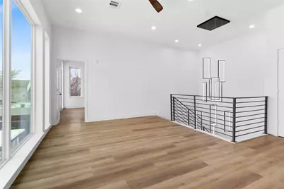 5614 Larkin #B, Houston, TX 77007 - Photo 4