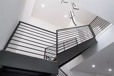 5614 Larkin #B, Houston, TX 77007 - Photo 2