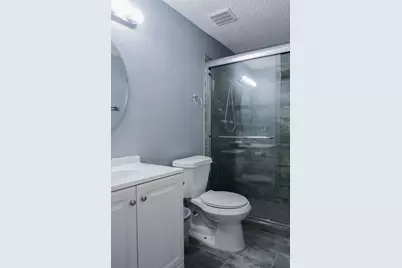 10526 Hammerly Boulevard #246, Houston, TX 77043 - Photo 16