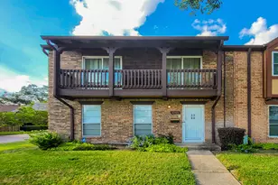 10526 Hammerly Blvd, Houston, TX 77043 - Photo 1