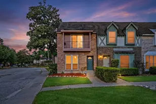 830 Threadneedle St, Houston, TX 77079 - Photo 1