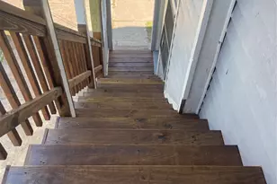 1402 Winnie St, Galveston, TX 77550 - Photo 18