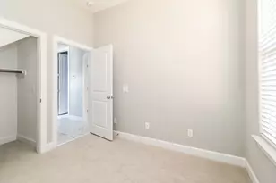 5117 Pine Reach Dr, Houston, TX 77018 - Photo 12