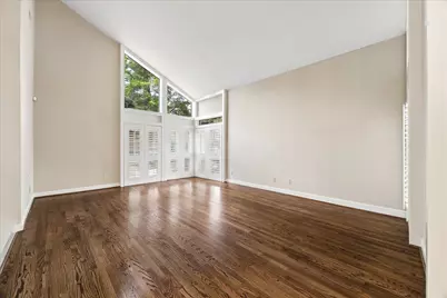 133 Sugarberry Circle, Houston, TX 77024 - Photo 6