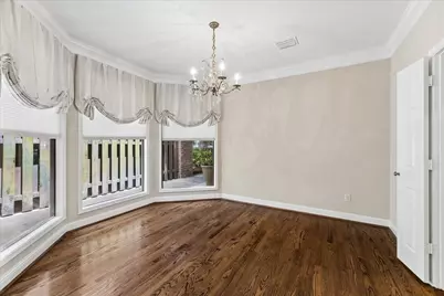 133 Sugarberry Circle, Houston, TX 77024 - Photo 10