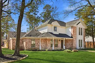 426 Pine Manor Dr, Conroe, TX 77385 - Photo 2