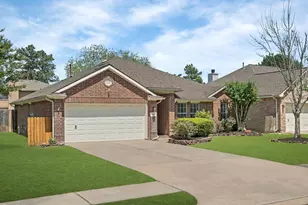 14526 Chestnut Falls Dr, Cypress, TX 77433 - Photo 2