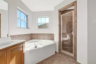 1630 Trail Oaks Ct, Houston, TX 77339 - Photo 22