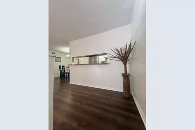 2744 Briarhurst Drive #38, Houston, TX 77057 - Photo 2