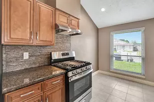 10038 Woodico Ct, Houston, TX 77038 - Photo 18