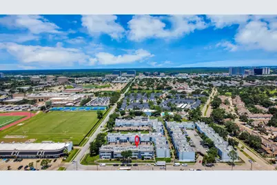 781 Country Place Drive #2043, Houston, TX 77079 - Photo 38