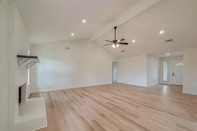 3407 Coachlight Lane, Baytown, TX 77521 - Photo 8