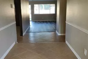 15407 Runswick Dr, Houston, TX 77062 - Photo 2