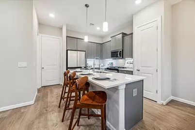 810 Glowing Dawn Drive, Houston, TX 77018 - Photo 12