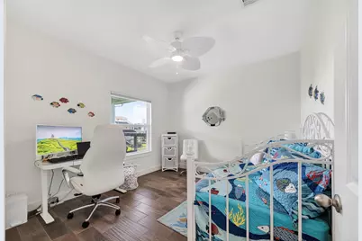 1300 Menard Avenue, Seabrook, TX 77586 - Photo 24
