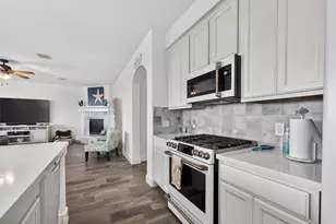 1300 Menard Ave, Seabrook, TX 77586 - Photo 12