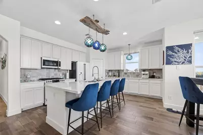 1300 Menard Avenue, Seabrook, TX 77586 - Photo 18