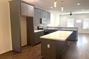 4913 Southwind St, Houston, TX 77033 - Photo 16