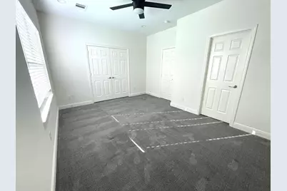 4913 Southwind Street #B, Houston, TX 77033 - Photo 6