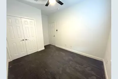 4913 Southwind Street #B, Houston, TX 77033 - Photo 10