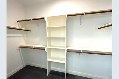 4913 Southwind Street #B, Houston, TX 77033 - Photo 18