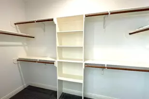 4913 Southwind St, Houston, TX 77033 - Photo 18