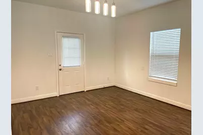 4913 Southwind Street #B, Houston, TX 77033 - Photo 14