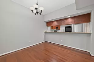 8100 Cambridge St, Houston, TX 77054 - Photo 14