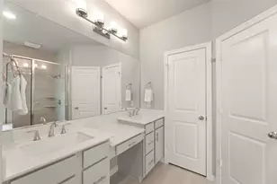 8915 Nature Park Dr, Missouri City, TX 77459 - Photo 24