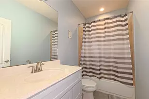 9707 Shimmering Lakes Dr, Rosharon, TX 77583 - Photo 14