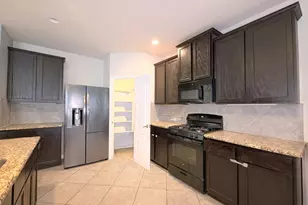 9707 Shimmering Lakes Dr, Rosharon, TX 77583 - Photo 10