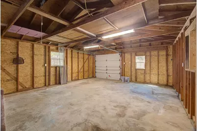 332 Crestwood Street, Clute, TX 77531 - Photo 32