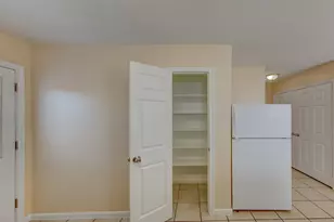 2731 Vienna Pl, Pasadena, TX 77502 - Photo 10