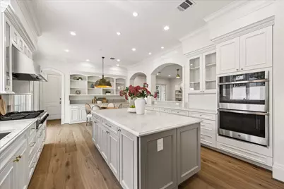 4260 Emory Avenue, West University Place, TX 77005 - Photo 18