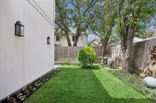 4260 Emory Ave, West University Place, TX 77005 - Photo 40