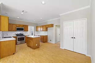 6715 Trimstone Dr, Pasadena, TX 77505 - Photo 10