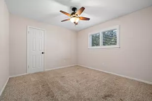 2101 Moss Creek Ln, Pearland, TX 77581 - Photo 16