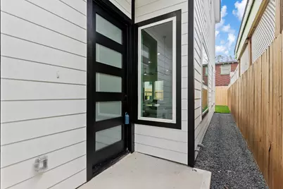 6818 Avenue F Unit B, Houston, TX 77011 - Photo 4