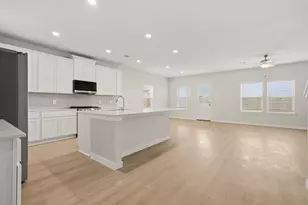 8110 Coral Dr, Texas City, TX 77591 - Photo 6