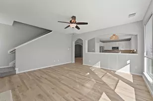 9107 Huckinston Ct, Spring, TX 77379 - Photo 14