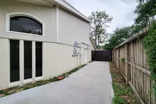 5654 Cheena, Houston, TX 77096 - Photo 48