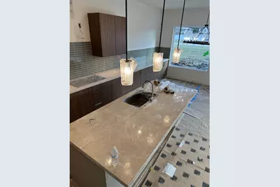 11611 Royal Parkside Place, Houston, TX 77082 - Photo 6