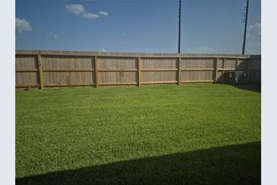 403 Dorion Lagoon, Crosby, TX 77532 - Photo 8