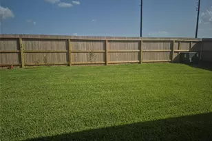 403 Dorion Lagoon, Crosby, TX 77532 - Photo 8