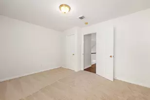 9423 Walnut Brook Ct, Houston, TX 77040 - Photo 32