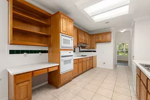 9423 Walnut Brook Ct, Houston, TX 77040 - Photo 12